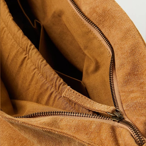 NEW Free People Zevon Distressed Messenger Bag - Picture 5 of 16